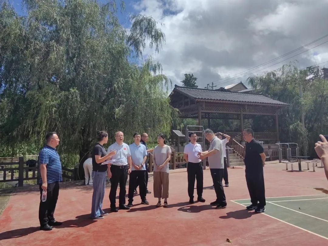 熊貓體育官方網(wǎng)站-迪卡儂杭州嘉里中心店盛大啟幕，重塑城市運動生活新范式